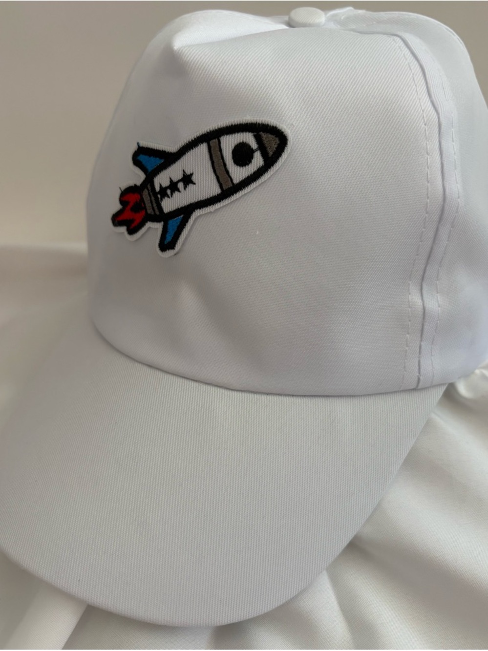 BOGO kid White Adjustable SnapBack lightweight Summer Rocket 🚀 & Planet 🪐 Patch